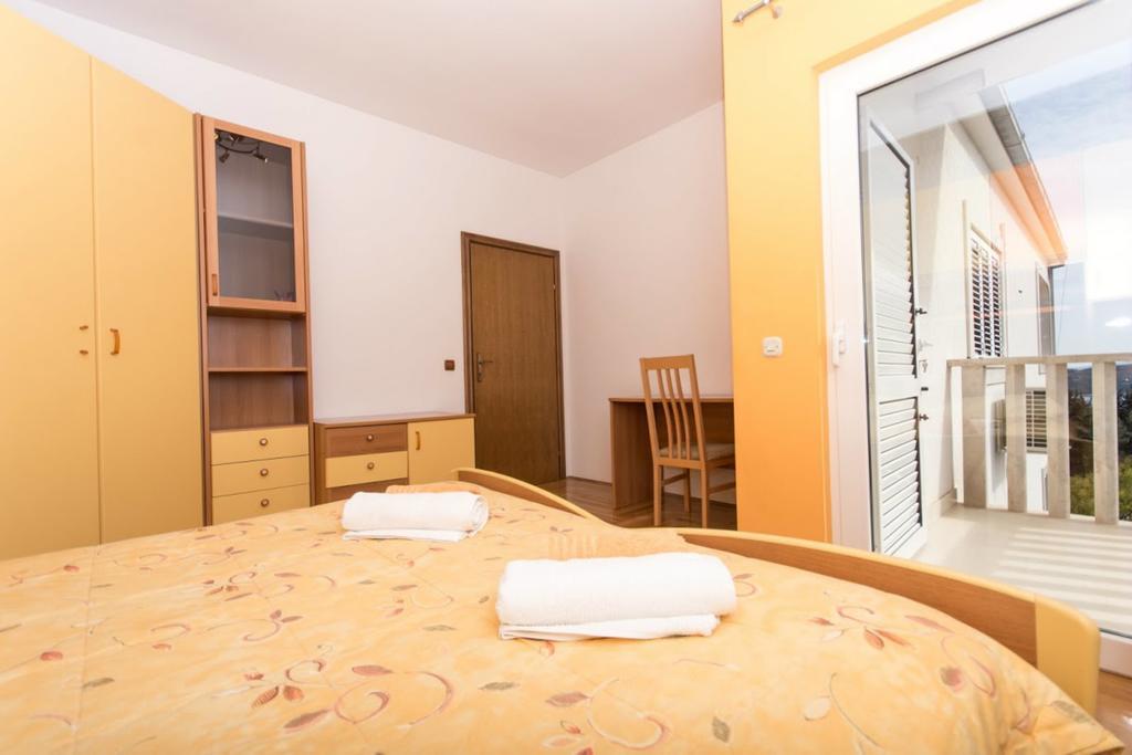 Apartments Meri Seget Vranjica Exterior photo